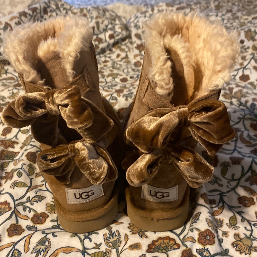 Uggs size 6